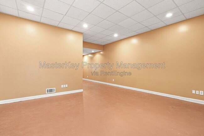 Building Photo - 217 Riverwalk Cir