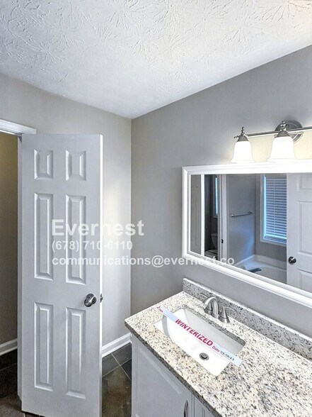 Building Photo - 460 Ward Rd