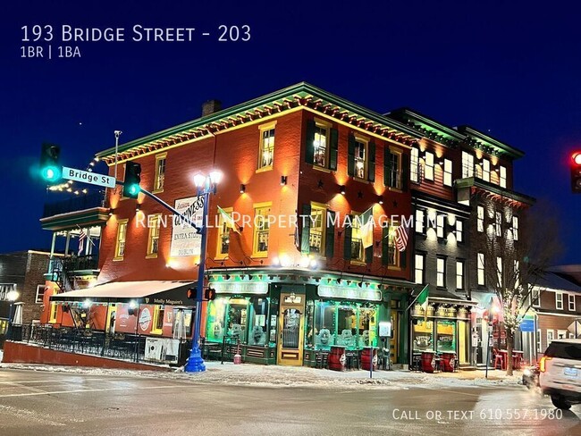 Building Photo - 193 Bridge St