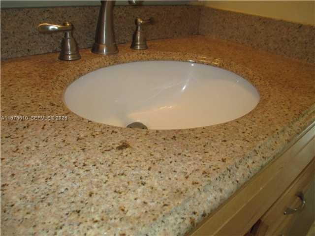 Building Photo - 3710 Inverrary Dr