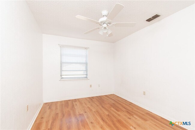 Building Photo - 119 Wolfe Rd