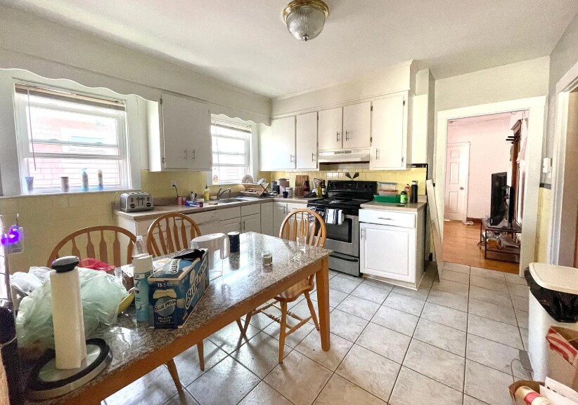 Primary Photo - 65 Frederick Ave