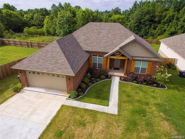 Building Photo - 175 Serene Ln