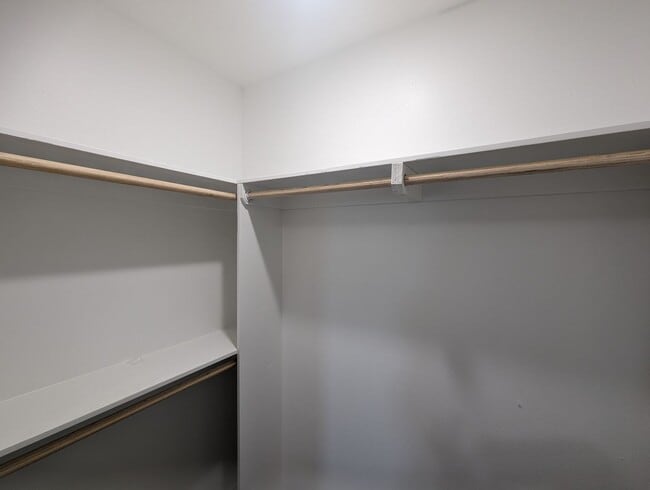 Building Photo - 3 Bedroom/2 Bathroom New Construction Townhouse in Southside