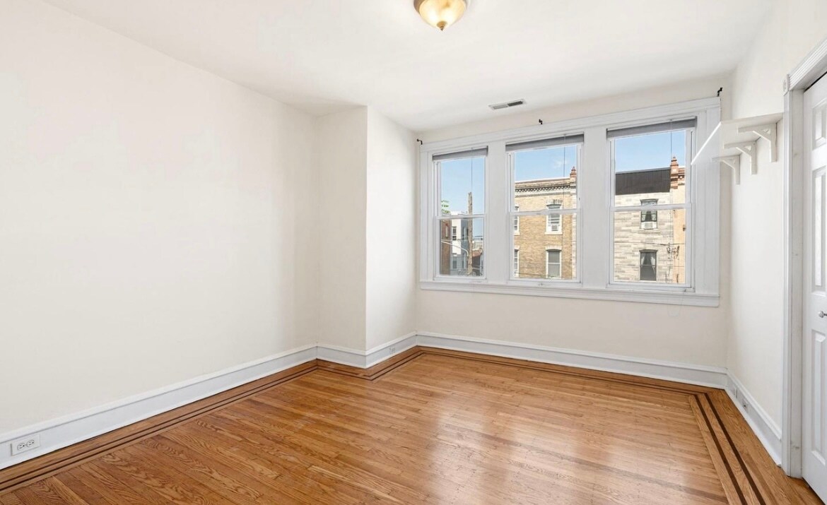 Building Photo - 871 N 22nd St