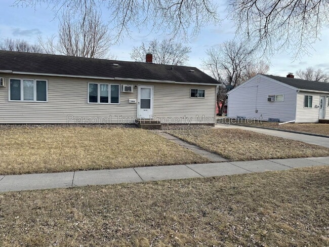 Building Photo - 1830 7th Ave S