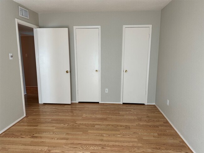 Building Photo - 12633 Memorial Dr