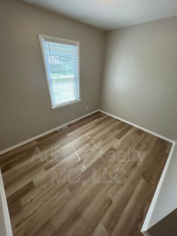 Building Photo - 8300 E 91st Terrace