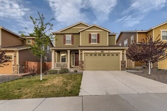Building Photo - Beautiful 4 bed, 4 bath home is located in the Sierra Ridge neighborhood of Parker