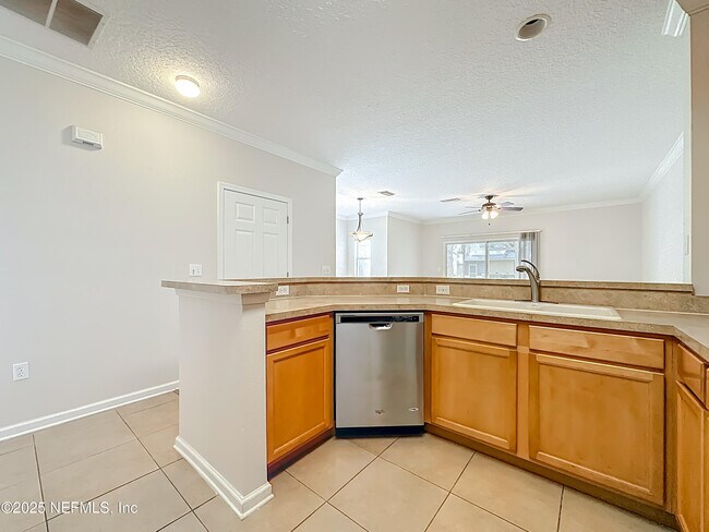 Building Photo - 5663 Greenland Rd