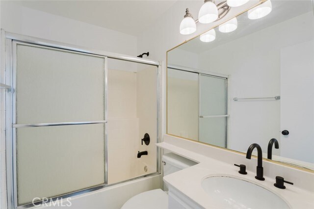 Building Photo - 37347 Waterman Ave