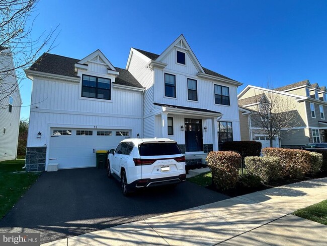 Building Photo - 13 Pettit's Bridge Rd