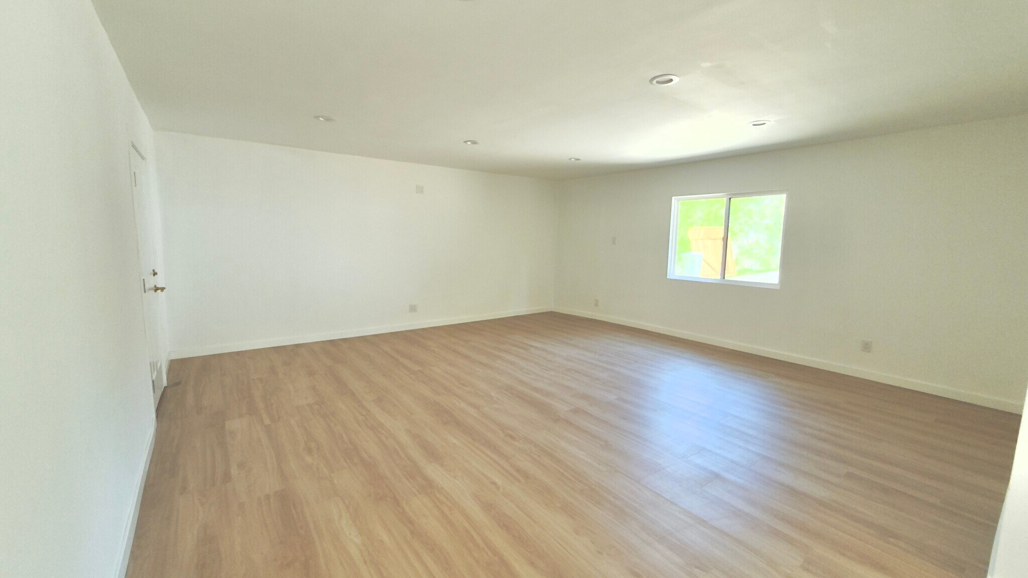 Building Photo - 492 Palisade St