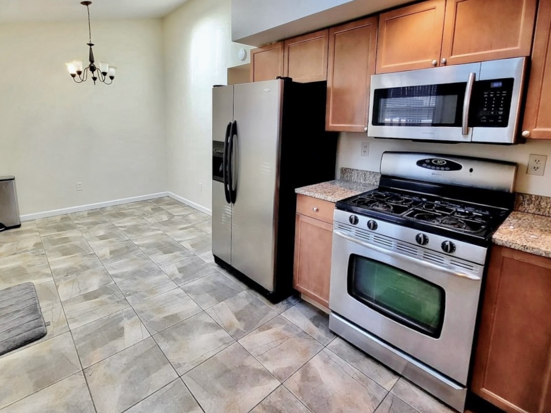 Building Photo - 4548 Wilde St