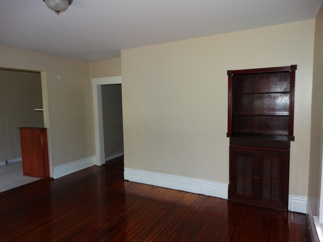 Building Photo - Welcome Home!