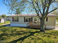 Building Photo - 124 Skyline Dr