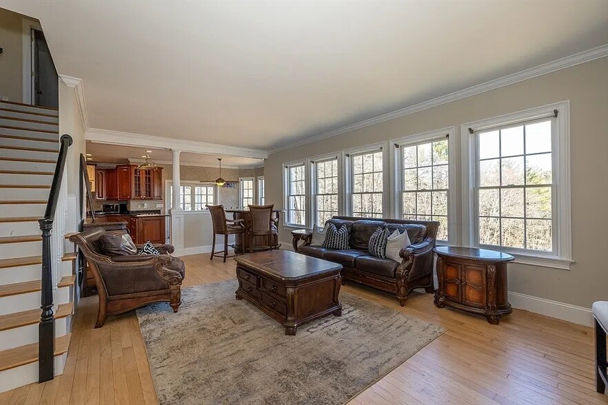 Building Photo - 120 Adams St