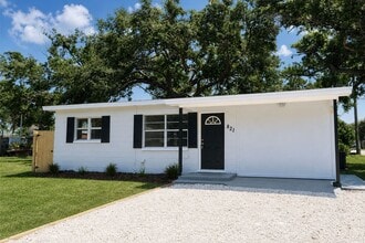 Building Photo - 3 Bedroom, 1 Bathroom Home for Rent in Largo!