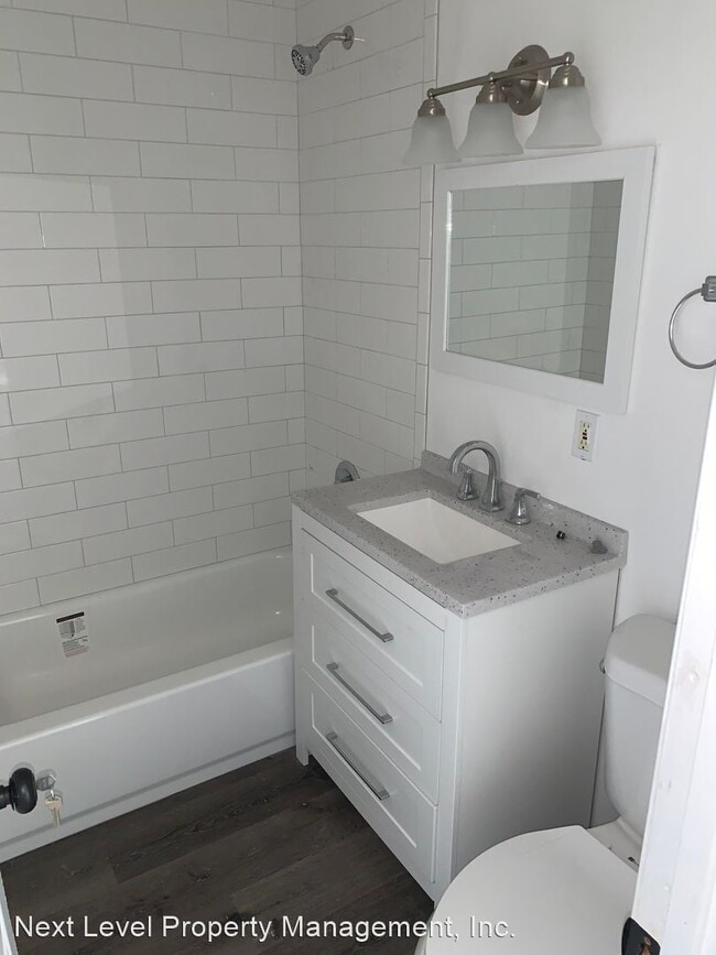 Building Photo - 1 br, 1 bath House - 303 Barclay Manor