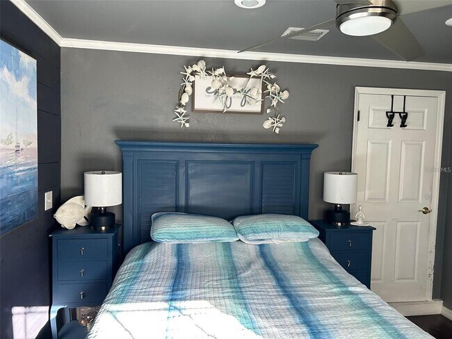 Building Photo - 6332 11th Ave S