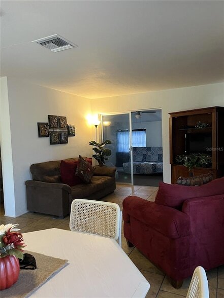 Building Photo - 3065 Lake June Blvd