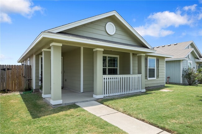 Building Photo - 3643 WL Breeding Dr