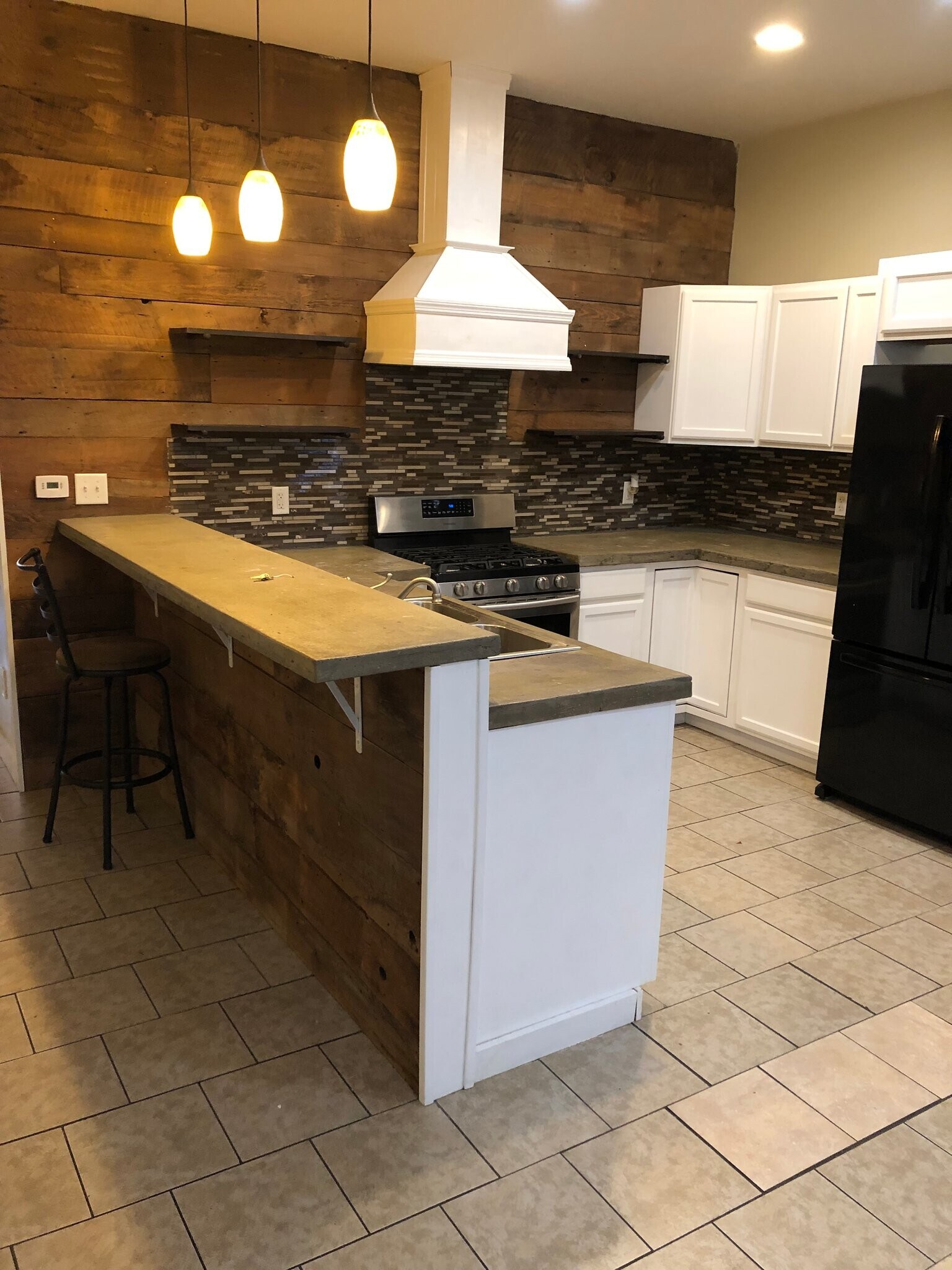 Building Photo - 35 E Market St