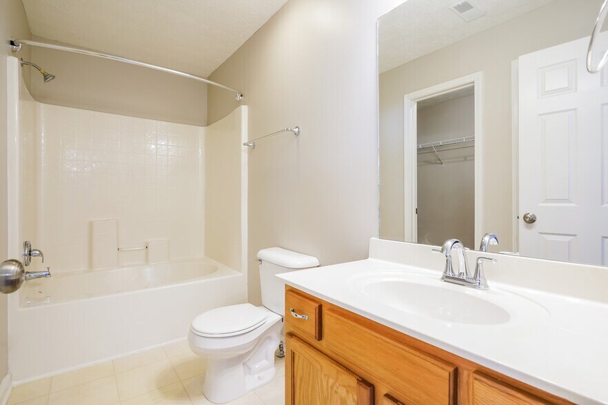 Building Photo - 3423 Cainbrook Crossing