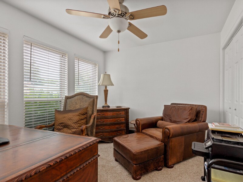 Building Photo - 6504 Lago Vista Dr