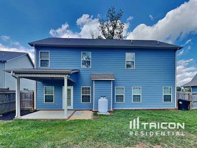 Building Photo - 5109 Cloverhill Dr