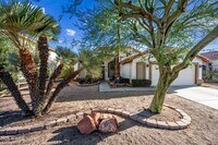 Building Photo - 473 W Smoke Tree Rd