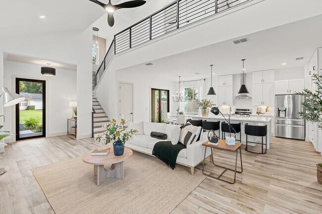 Building Photo - COLLEGE PARK EXECUTIVE HOME