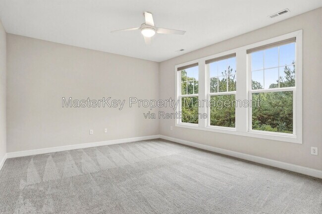 Building Photo - 583 Rowanwood Wy