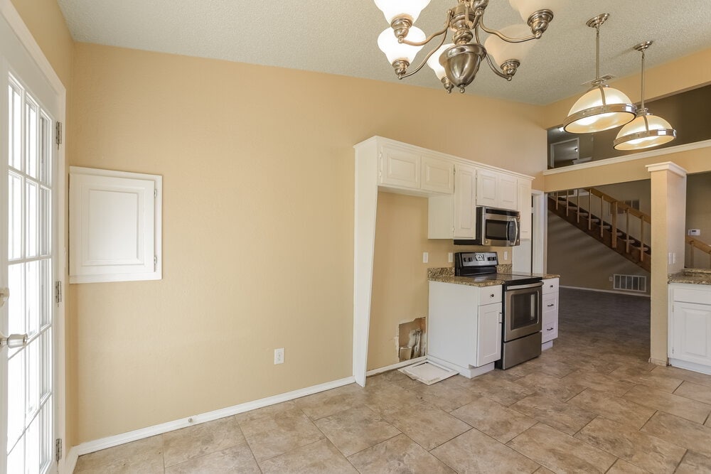 Building Photo - 616 Stoneridge Dr