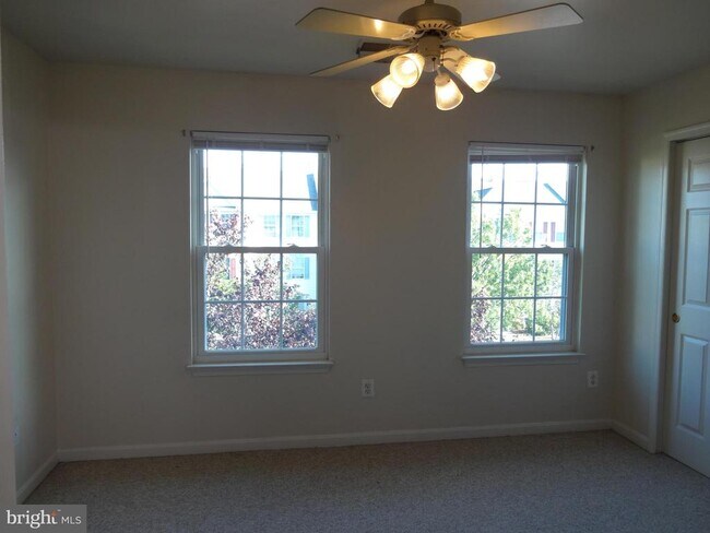 Building Photo - 13115 Quail Creek Ln