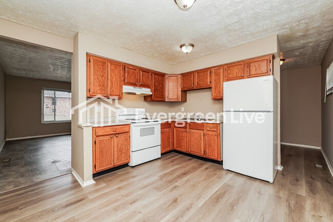 Building Photo - 1315 Clement Ave