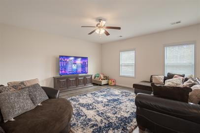 Building Photo - Available Soon! Close to Shaw AFB!