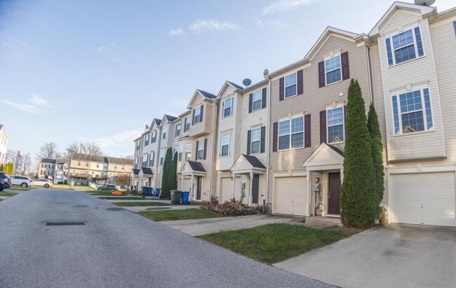 Building Photo - 4121 Trabert Ct
