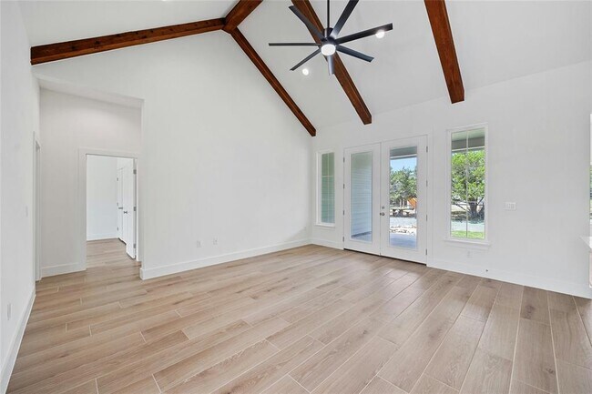 Building Photo - 2801 Wilson Ave