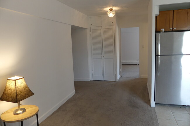 Building Photo - 4970 N Marine Dr