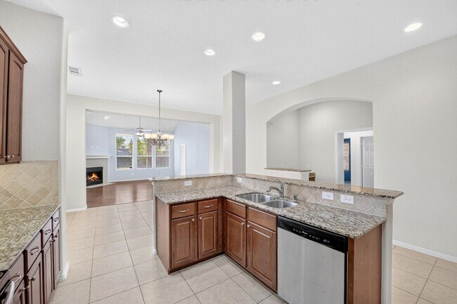 Building Photo - 2668 Costa Mesa Dr