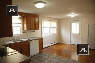 Building Photo - 4 bedroom in Woburn MA 01801