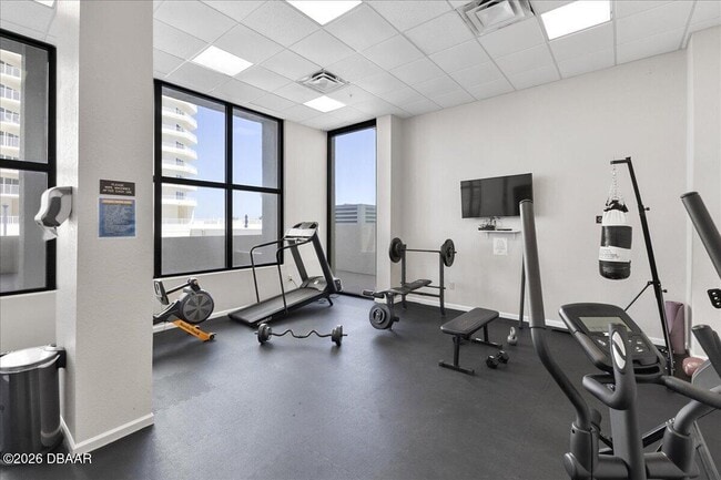 Building Photo - 2947 S Atlantic Ave