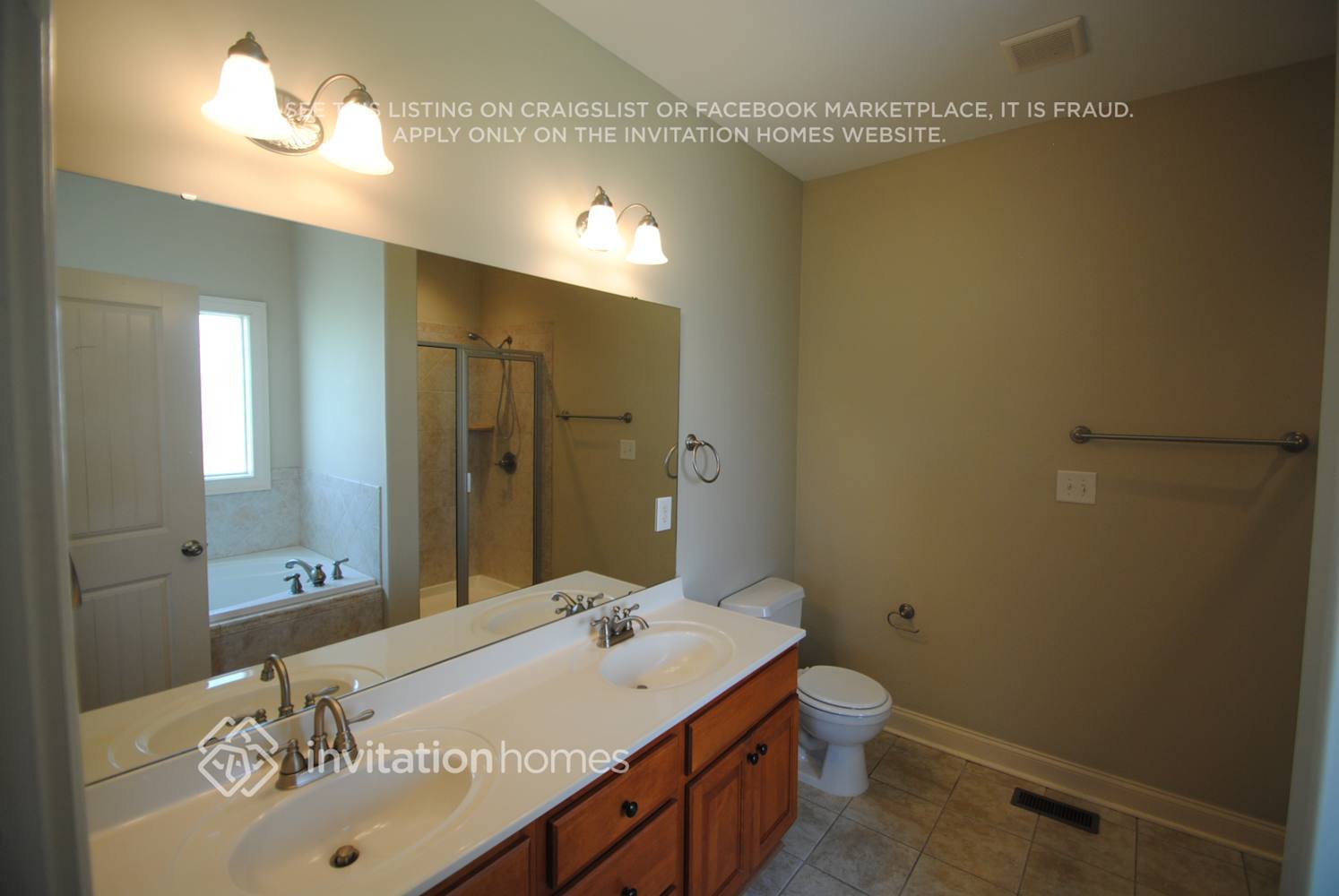 Building Photo - 22 Oak Run Dr
