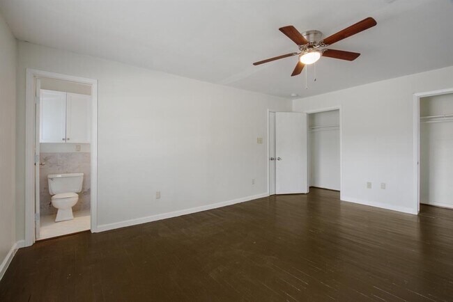 Building Photo - 2902 Wuthering Heights Dr