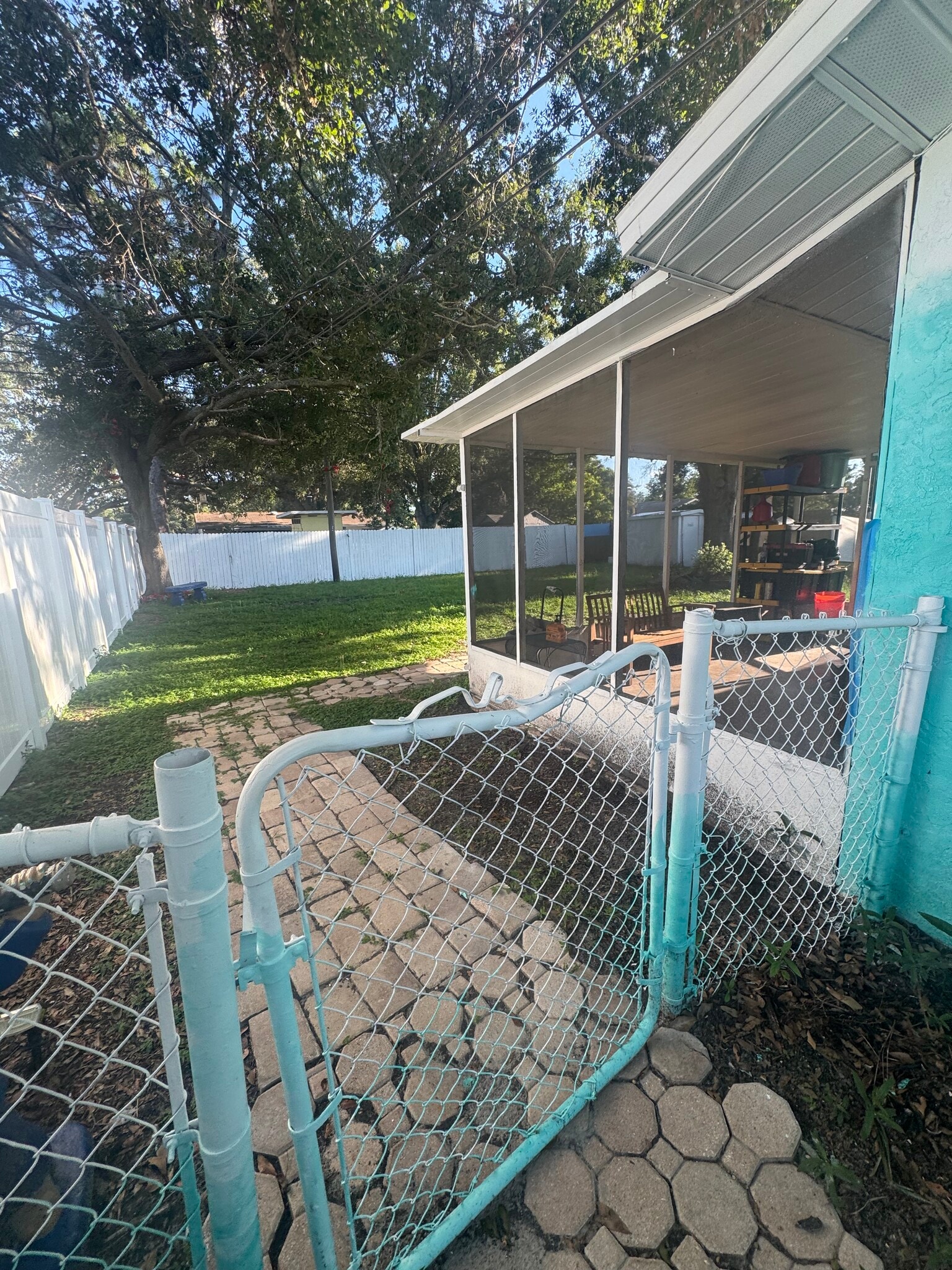 Building Photo - 3004 Oaklawn Ave