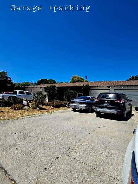 huge parking space - 5927 Lemp Ave