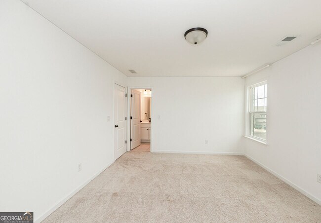 Building Photo - 5575 Coltman Dr