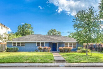 Building Photo - 3627 Tartan Ln
