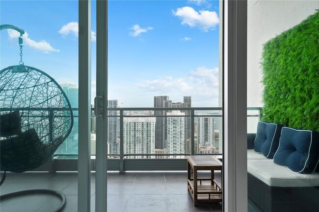 Building Photo - 92 SW 3rd St